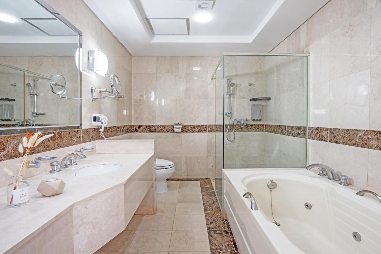 Hotel Homefourest Кодже Екстер'єр фото